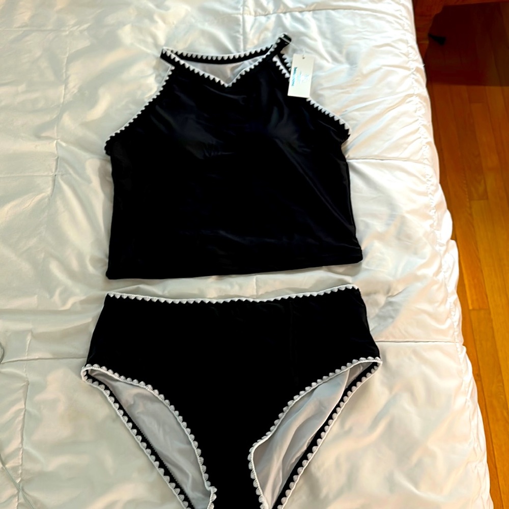Bathing suit